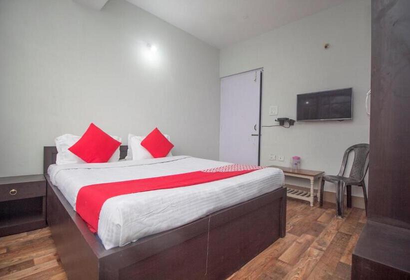 O 35610 Hotel Shayabong