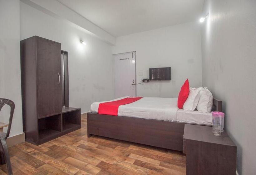 O 35610 Hotel Shayabong