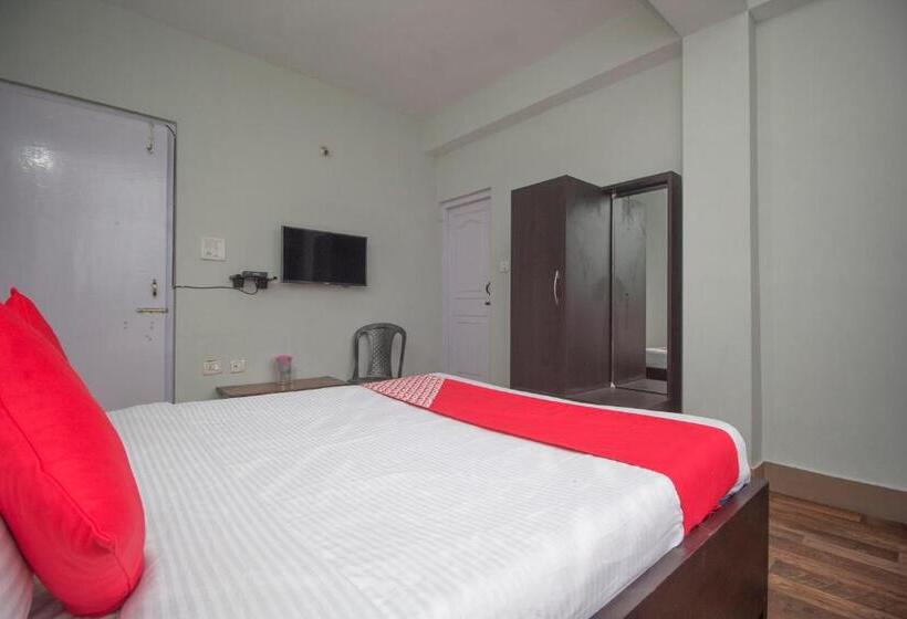 O 35610 Hotel Shayabong