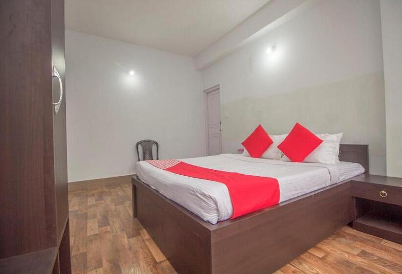 O 35610 Hotel Shayabong