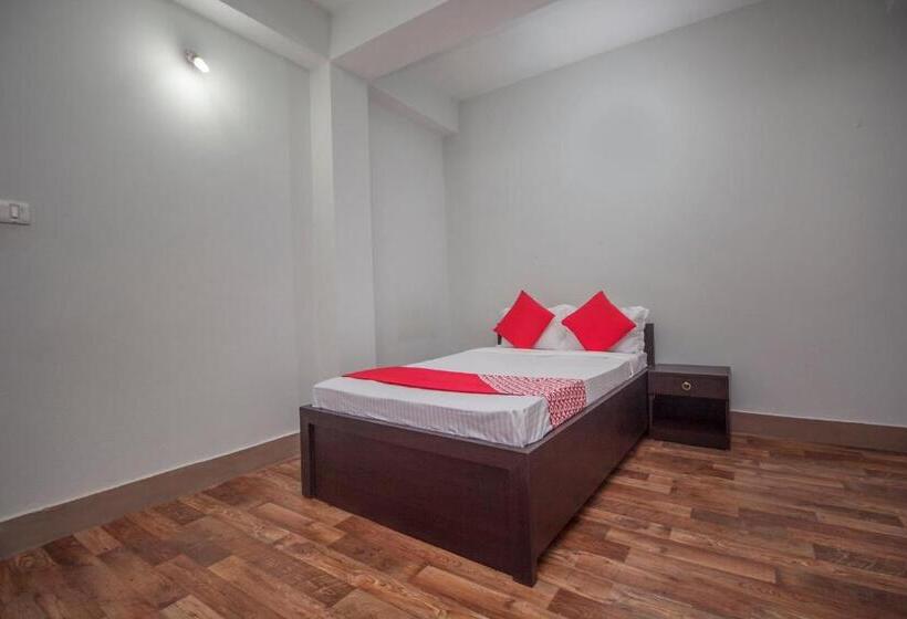 O 35610 Hotel Shayabong