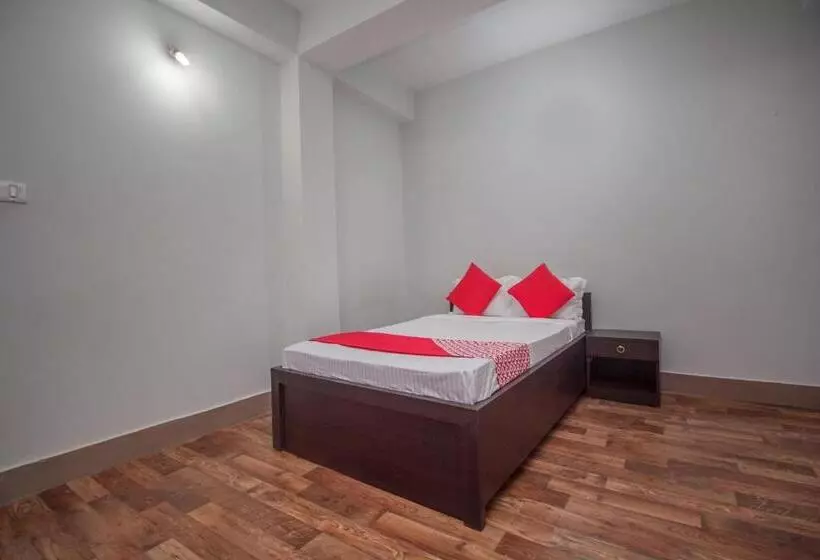 O 35610 Hotel Shayabong