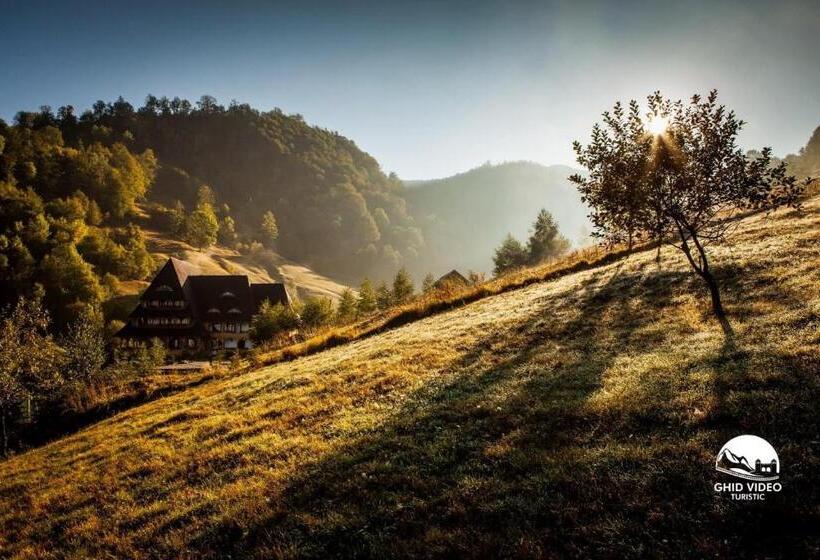 بنسيون Conacul Drahneilor