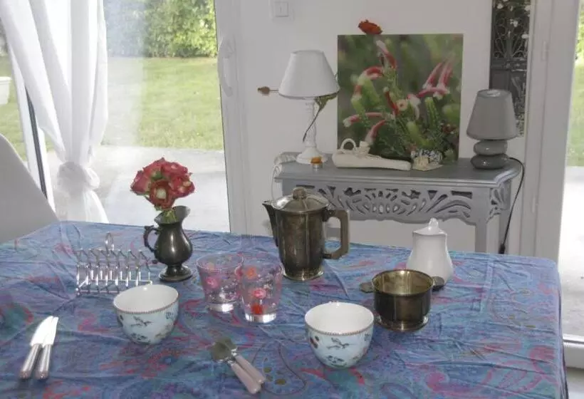 Majatalo Entre Terre Et Mer