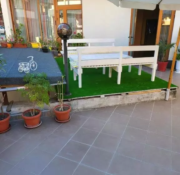 پانسیون Guest House Petrovi