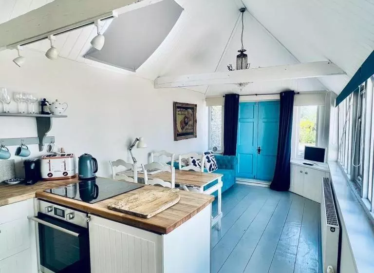 ペンション Little Lodge At Blue Door Barns