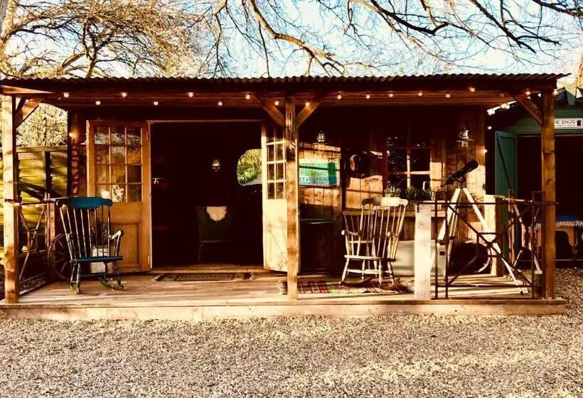 ペンション Little Lodge At Blue Door Barns