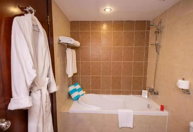 Grand Waha Resort