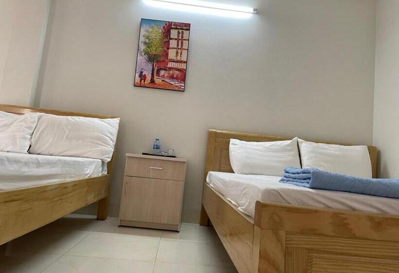 تختخواب و صبحانه Nhà Nghỉ July