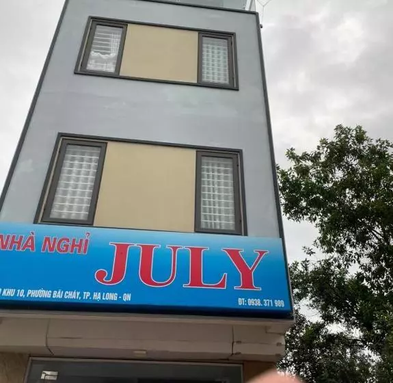 تختخواب و صبحانه Nhà Nghỉ July
