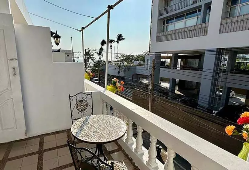 Aamiaismajoitus (B&B) Sea View Jomtien Guest House