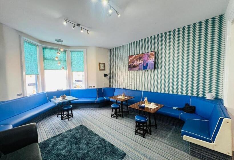 مبيت وإفطار Tower Central Hotel Albert Road