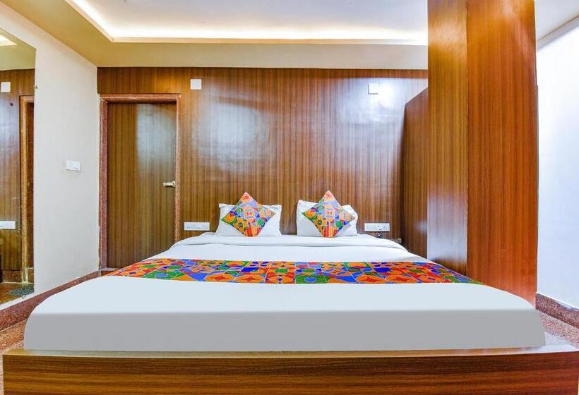 Fabhotel Tak International