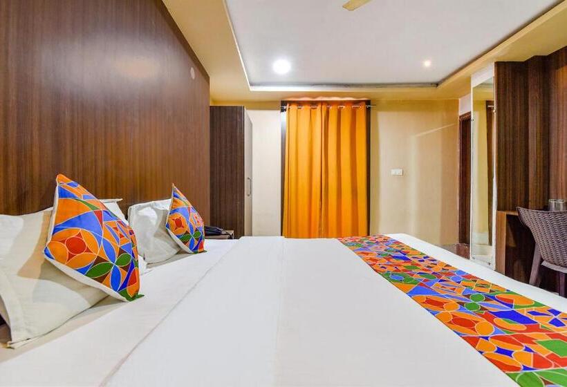 Fabhotel Tak International