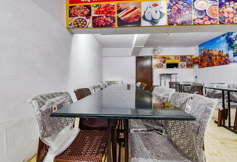 Fabhotel Tak International