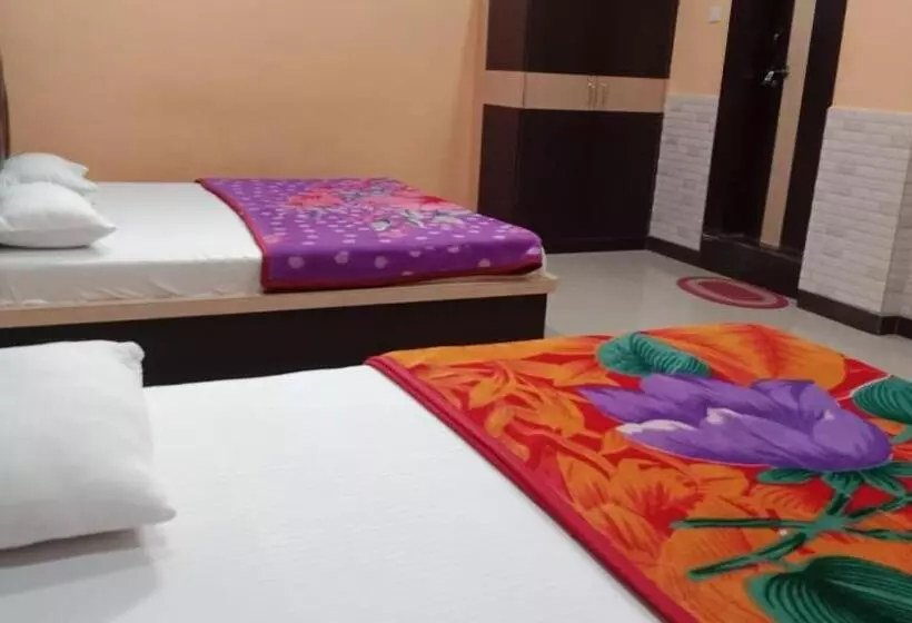 Hotelli Goroomgo Parvati Residency Madhya Pradesh