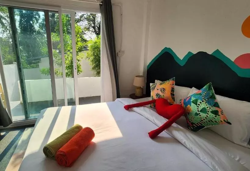 ホテル Easy Life Koh Chang