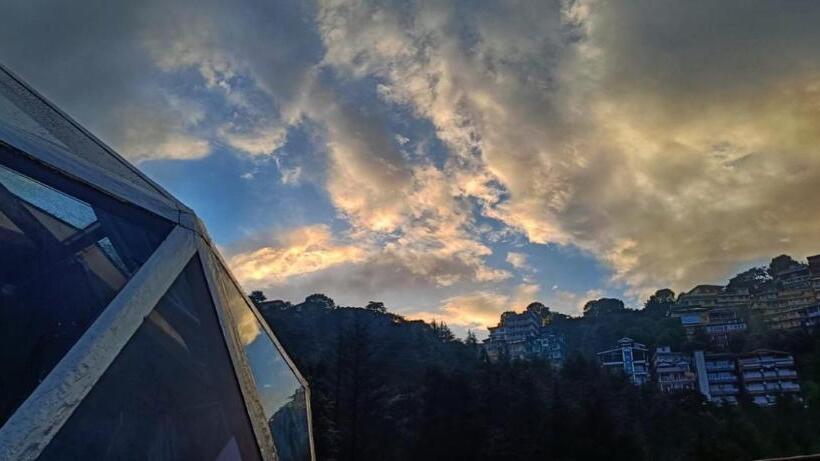 בית מלון כפרי Heaven S View B&b Dharamshala