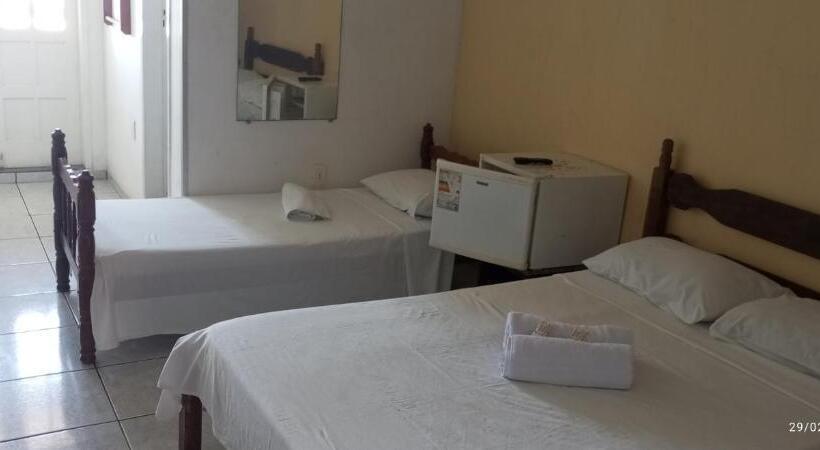 ホテル Pousada Marville Hospedagem