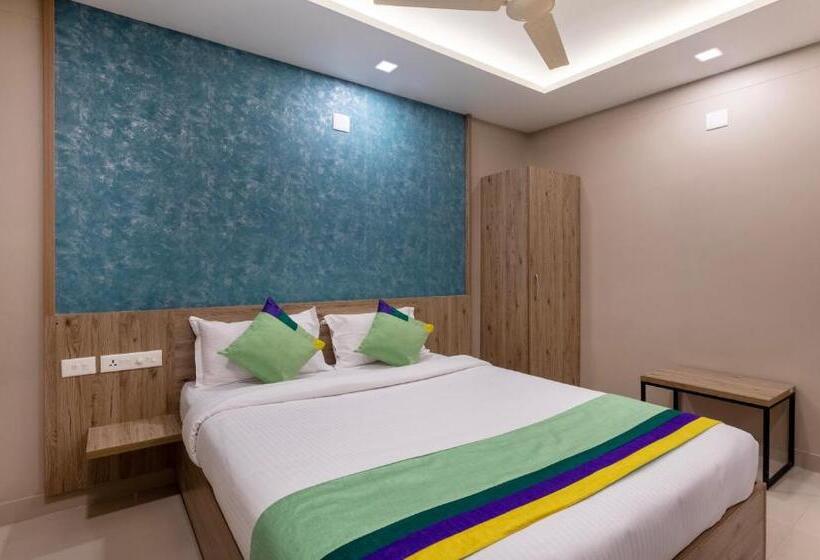 Hotel Treebo Sreepathi Prayag Apartments