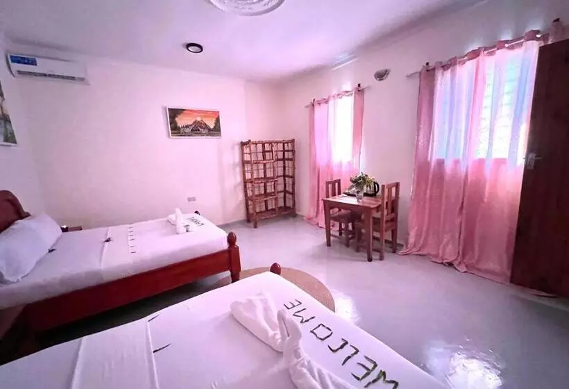 ペンション Wannas House