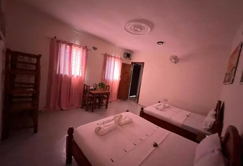 ペンション Wannas House