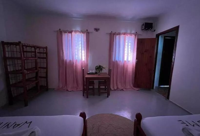 ペンション Wannas House