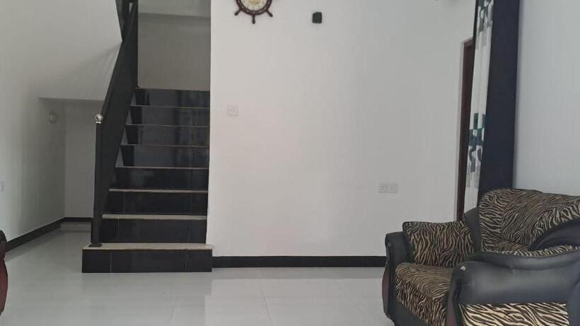 Sevonrich Luxury Hostel   Dambulla