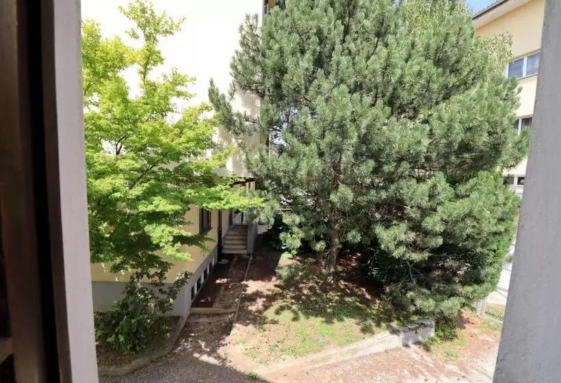 هاستل Guesthouse Veles