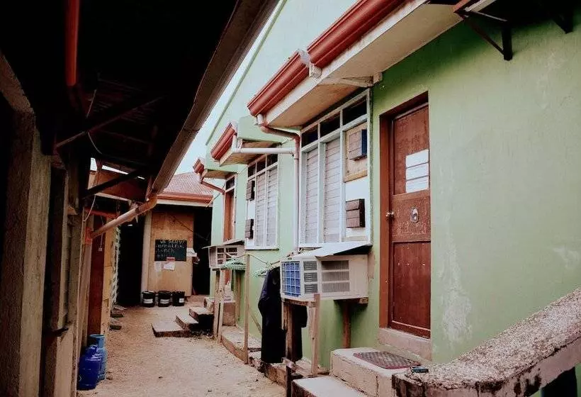 ユースホステル Malapascua Budget Inn Mbi Dive Center