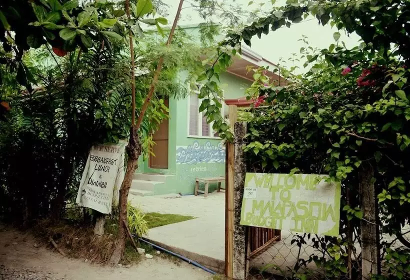 ユースホステル Malapascua Budget Inn Mbi Dive Center
