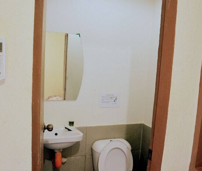 Retkeilymaja Malapascua Budget Inn Mbi Dive Center