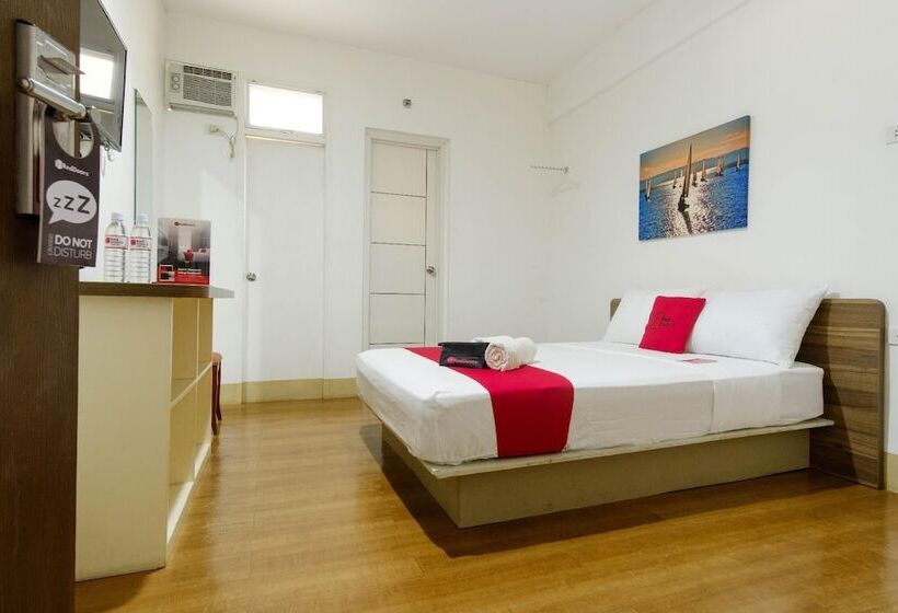 Ostello Reddoorz Near V Mapa Station