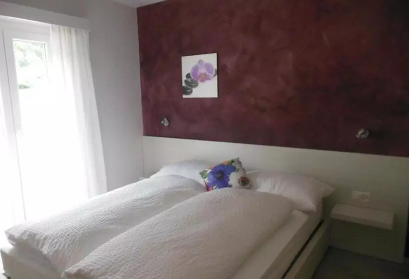 B&b Tencia