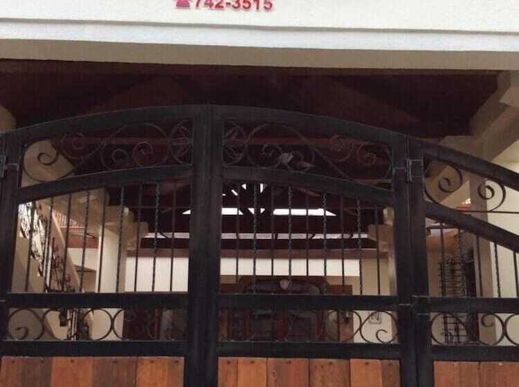 Bed and Breakfast Casa Roces