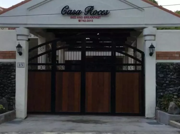 Aamiaismajoitus (B&B) Casa Roces