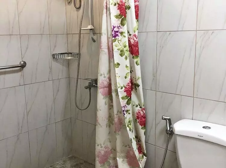 Aamiaismajoitus (B&B) Casa Roces