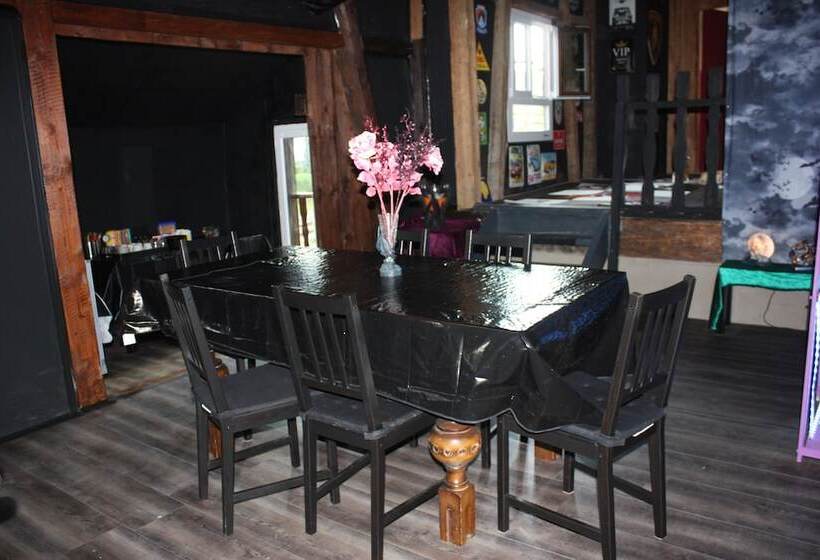 민박 La Ferme Des Fées