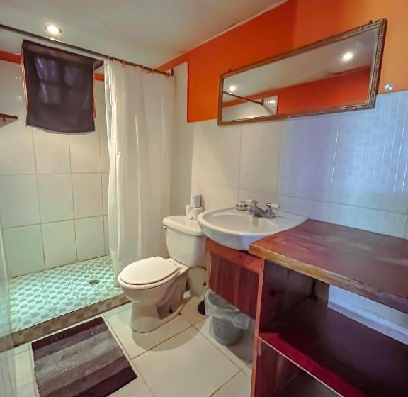 مبيت وإفطار Surfari Bocas