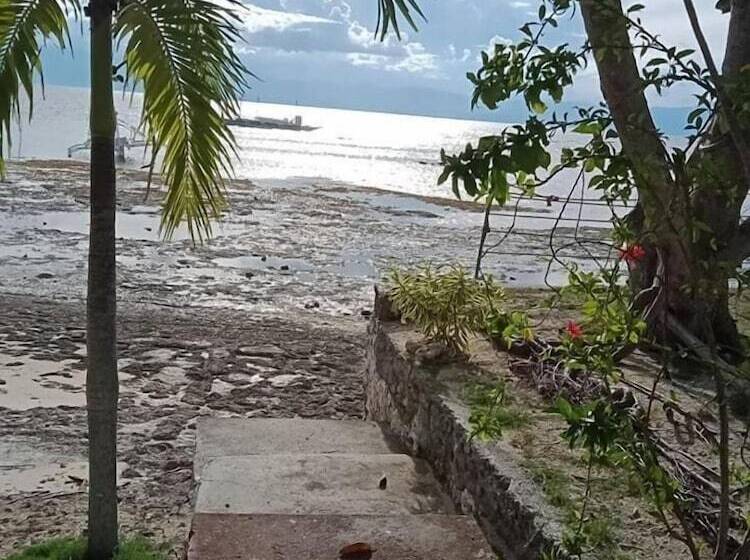 Bonita Oasis Beach Resort