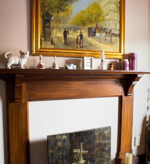 Holland House Bed & Breakfast