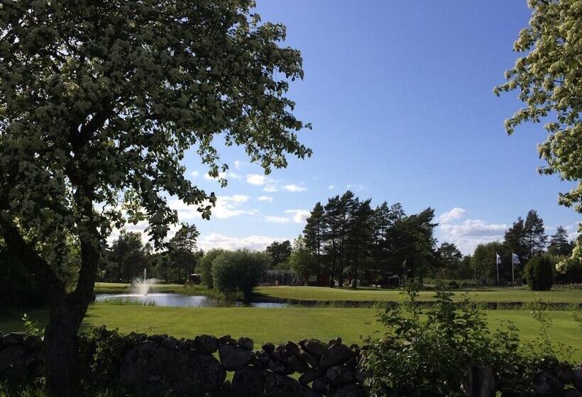 Alvaret Hotel & Hostel