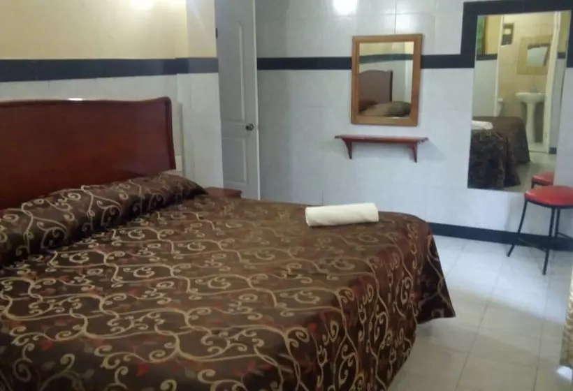 هتل Hacienda Canada Rica 1