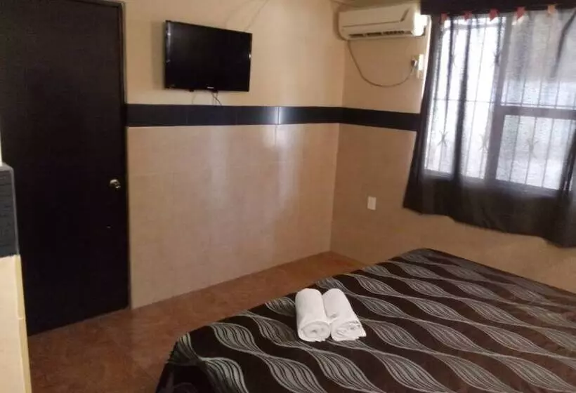 هتل Hacienda Canada Rica 1