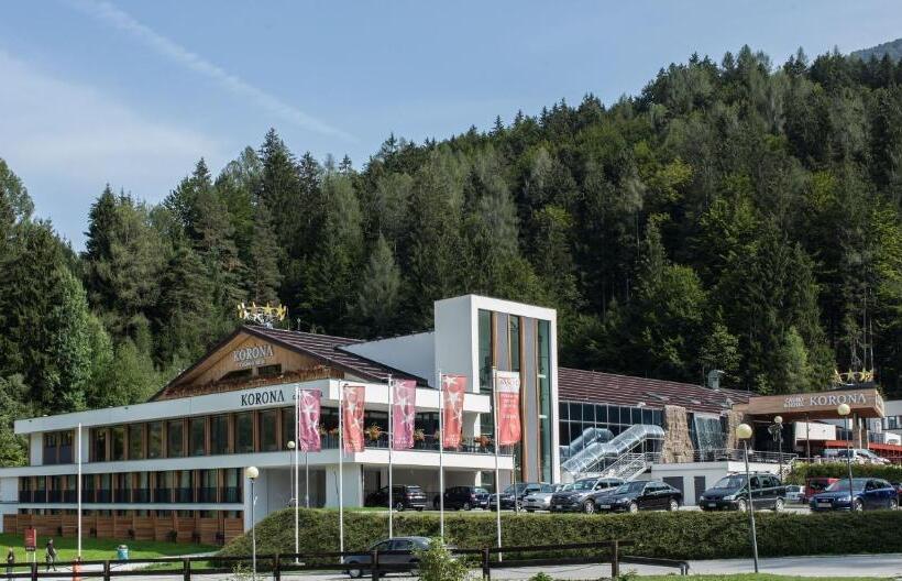 ホテル Korona, Resort & Entertainment