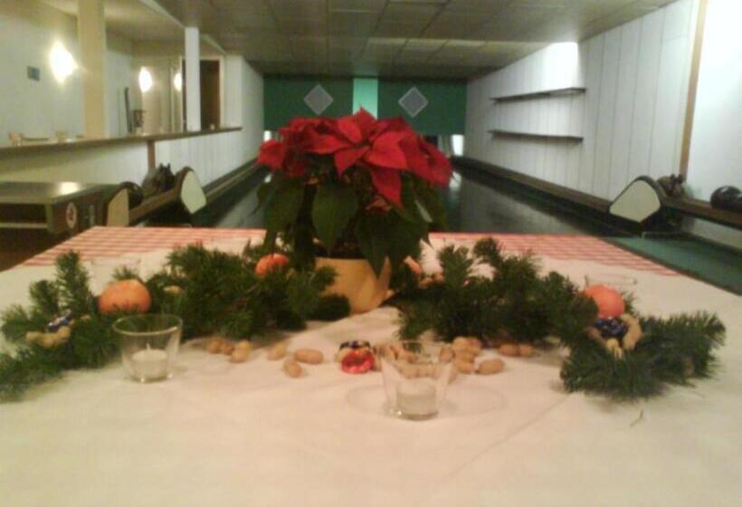 ホテル Panorama Windegg