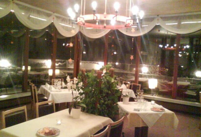 ホテル Panorama Windegg