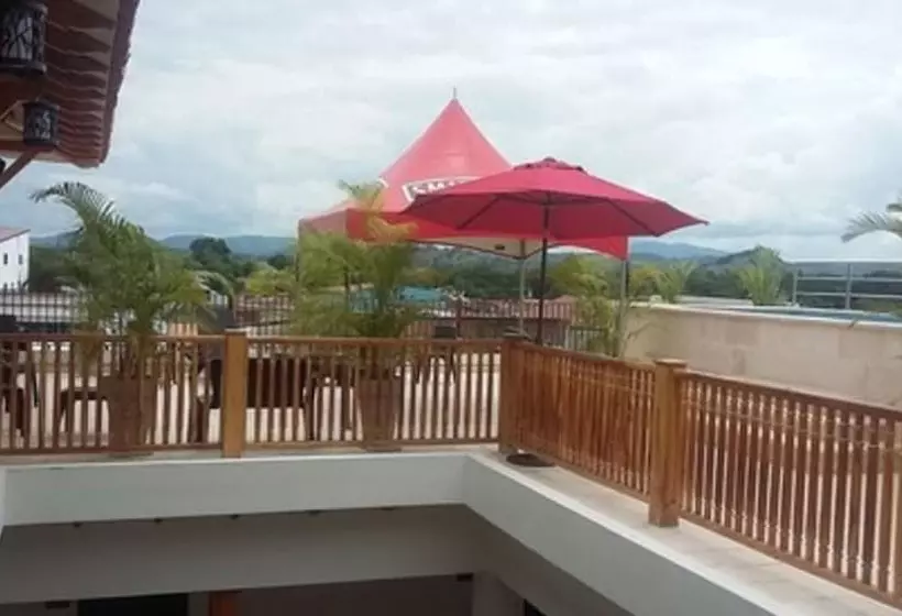 Hotelli Presidente Las Tablas