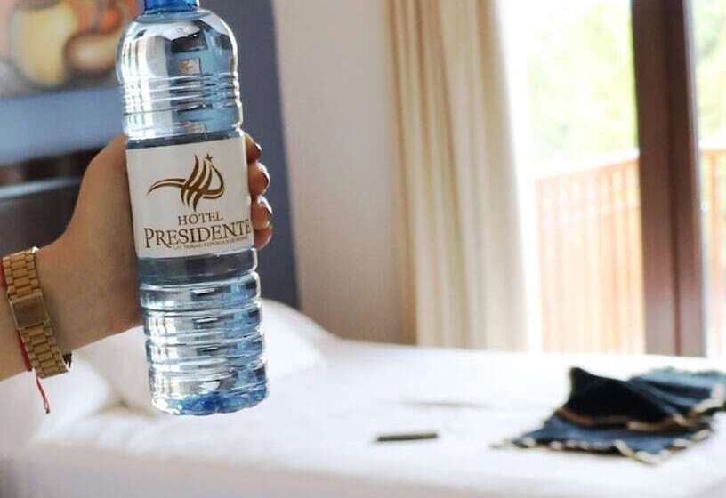 ホテル Presidente Las Tablas