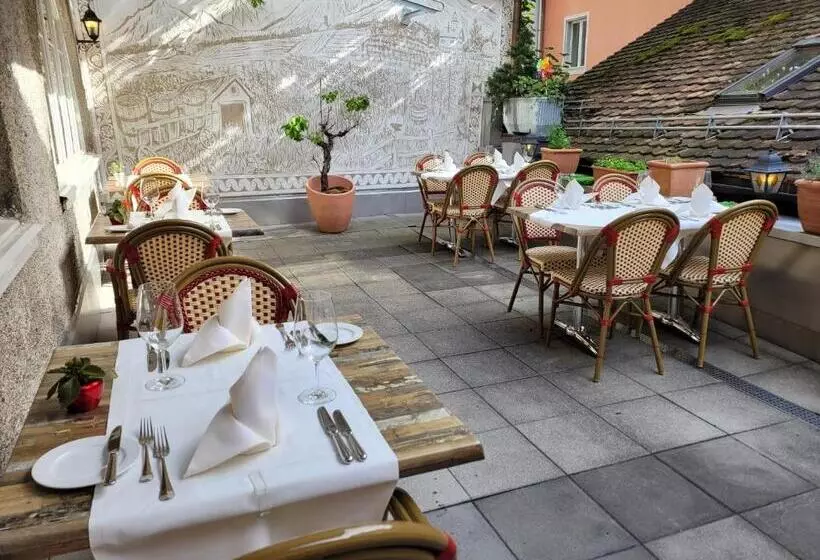 هتل Zunfthaus Zur Rebleuten